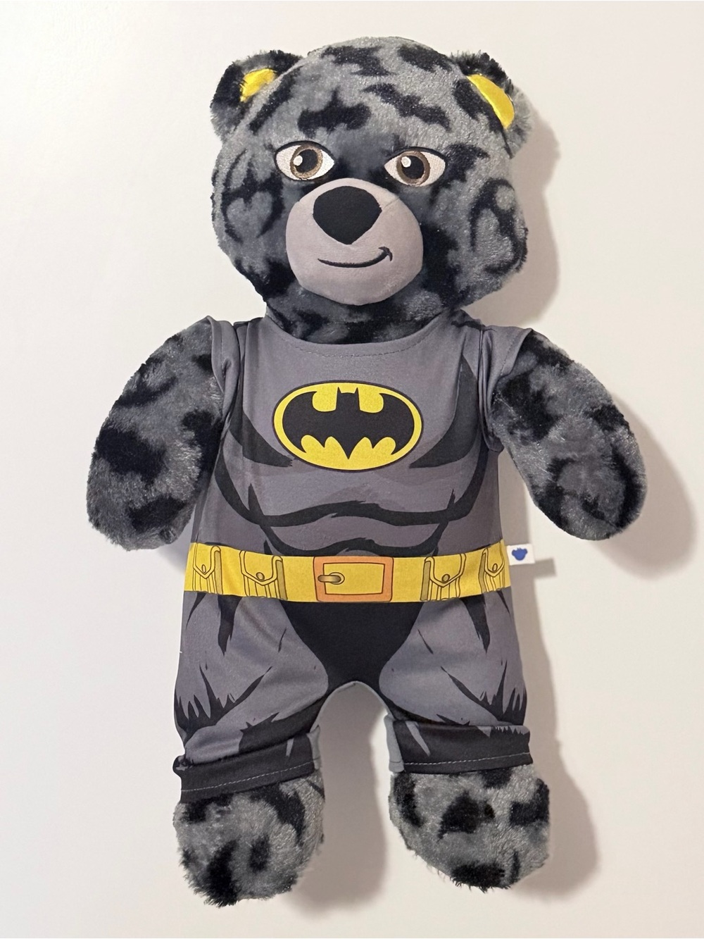 Build-A-Bear Batman 80th Anniversary Plush w/ Classic Costume 16” DC